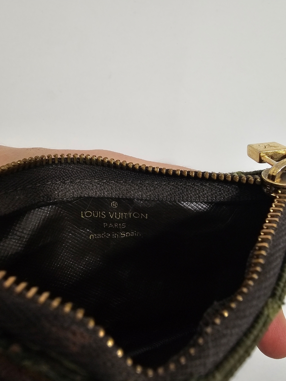 Authentic Louis Vuitton Monogram Mini Lin Pochette Cles Key Pouch Khaki Olive - Picture 5 of 7